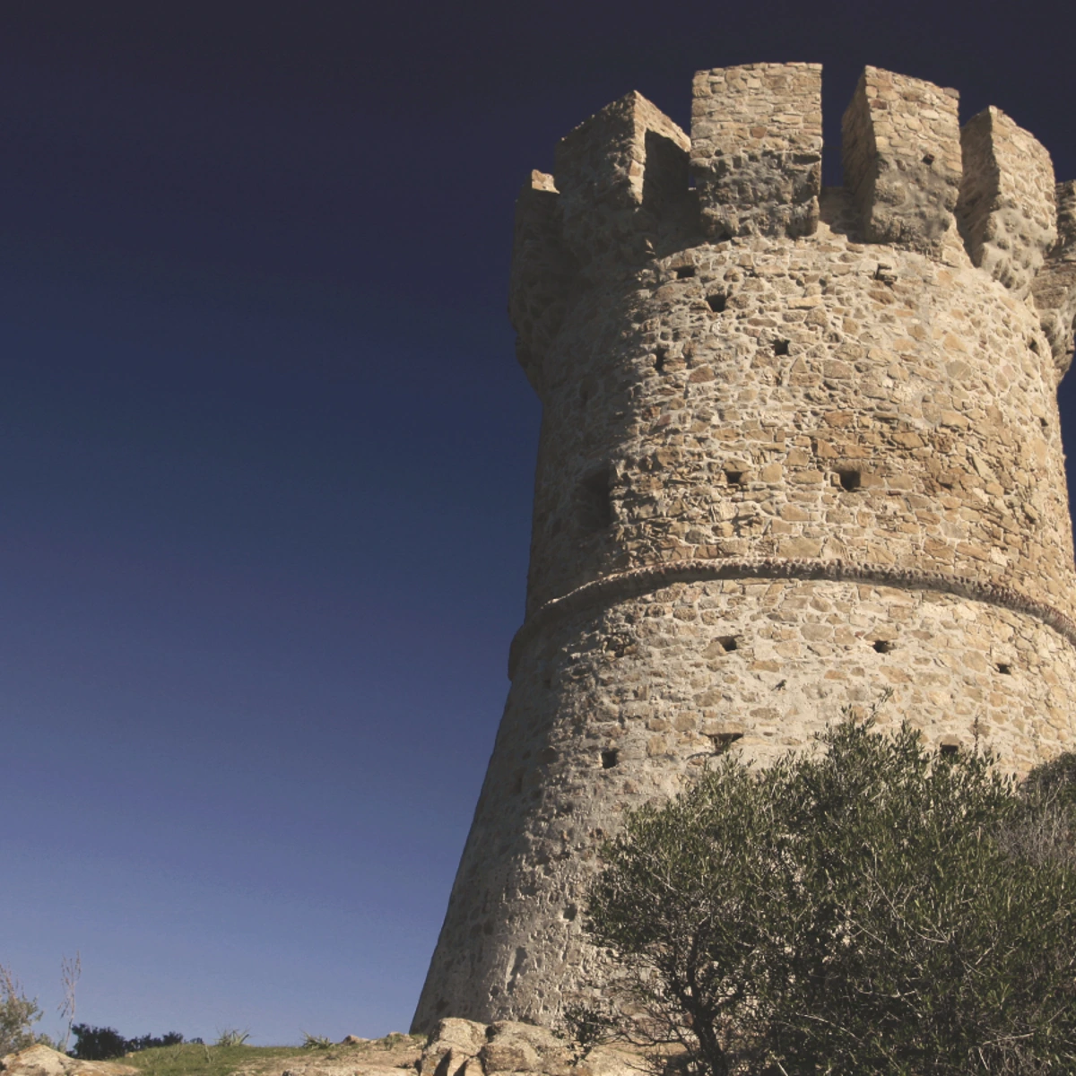 La Tour Génoise de Capanello à Serra di Ferro en Corse